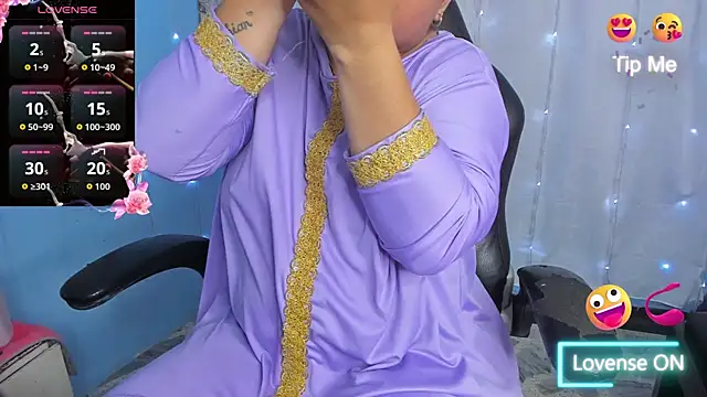 Snapshot of Falak-Yasin chatting on June 26, 2026, 11:47 am Falak-Yasin online show from June 26, 2026, 11:47 am