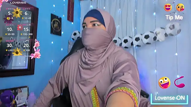 Snapshot of Falak-Yasin chatting on July 2, 2026, 12:33 pm Falak-Yasin online show from July 2, 2026, 12:33 pm