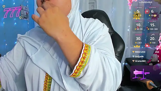 Snapshot of Falak-Yasin chatting on July 28, 2026, 4:39 pm Falak-Yasin online show from July 28, 2026, 4:39 pm