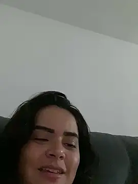 Snapshot of rebeccaareys chatting on January 17, 2025, 1:36 am rebeccaareys online show from January 17, 2025, 1:36 am