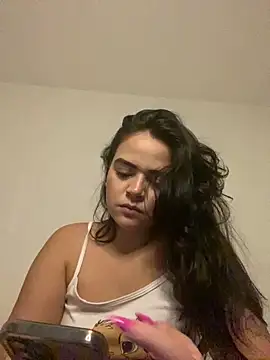 Snapshot of rebeccaareys chatting on February 8, 2025, 4:36 am rebeccaareys online show from February 8, 2025, 4:36 am