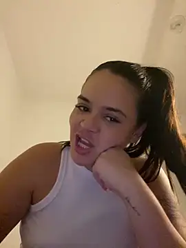 Snapshot of rebeccaareys chatting on March 2, 2025, 12:09 am rebeccaareys online show from March 2, 2025, 12:09 am