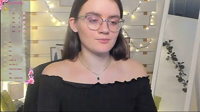 Snapshot of Josephine_jo chatting on November 23, 2025, 8:19 pm Josephine jo online show from November 23, 2025, 8:19 pm