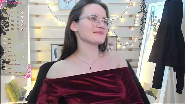 Snapshot of Josephine_jo chatting on December 17, 2025, 9:10 pm Josephine jo online show from December 17, 2025, 9:10 pm