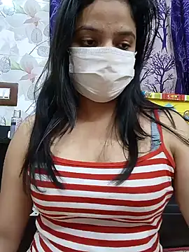 Myloveurvi online show from January 4, 2025, 4:11 pm