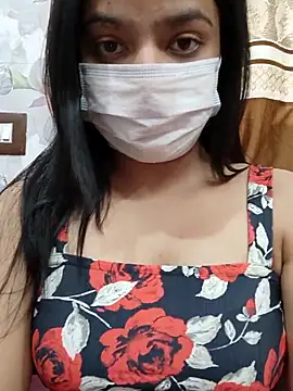 Myloveurvi online show from March 21, 2025, 10:28 am