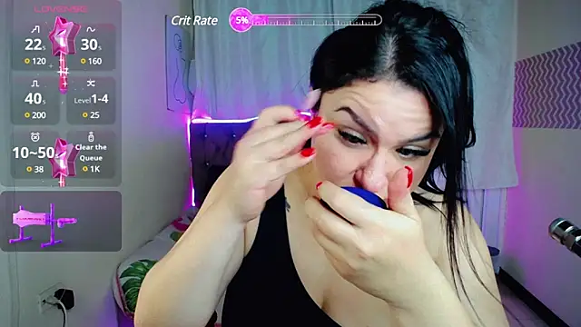 Snapshot of _curvy_latina chatting on February 28, 2025, 11:47 am curvy latina online show from February 28, 2025, 11:47 am