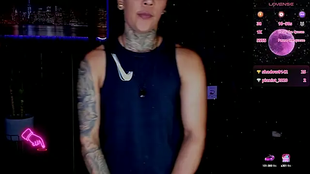 Snapshot of ZhoeStrong chatting on March 2, 2025, 7:10 am ZhoeStrong online show from March 2, 2025, 7:10 am