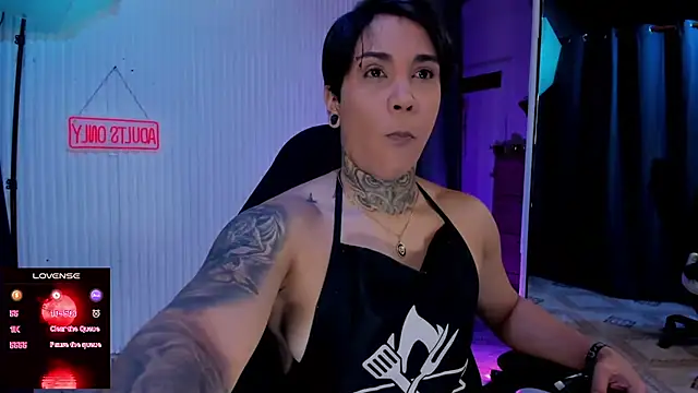 ZhoeStrong online show from June 19, 2026, 10:35 pm