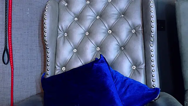 Snapshot of LusstCruella chatting on October 7, 2025, 6:38 pm LusstCruella online show from October 7, 2025, 6:38 pm