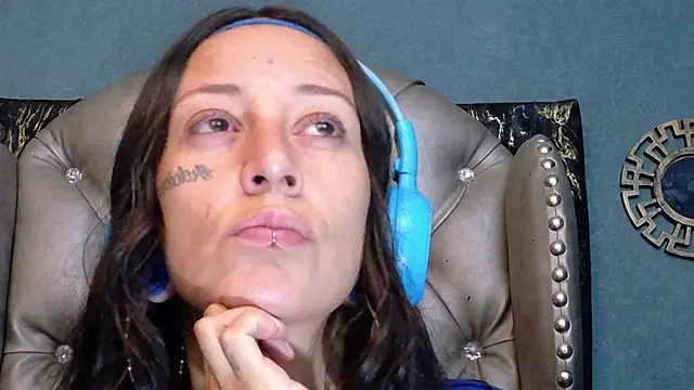 Snapshot of LusstCruella chatting on June 16, 2026, 11:13 am LusstCruella online show from June 16, 2026, 11:13 am