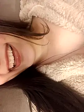 Snapshot of im_here- chatting on February 1, 2025, 9:51 pm im here- online show from February 1, 2025, 9:51 pm