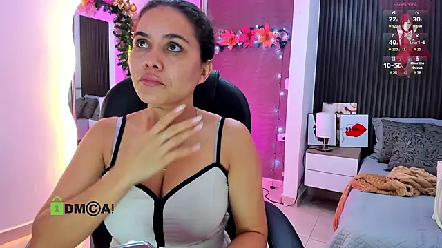 natasha  jackson online show from December 16, 2025, 12:10 pm