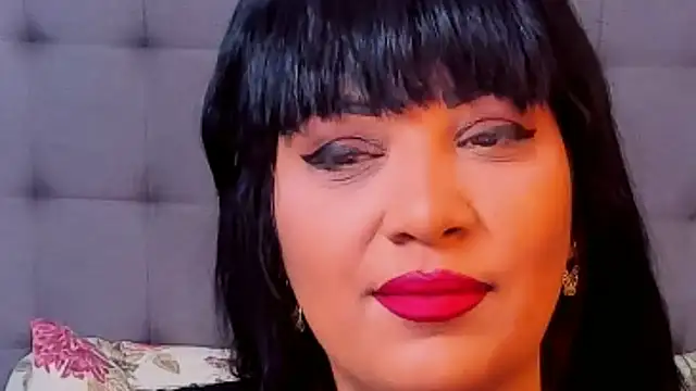 Snapshot of AmyCubes chatting on January 23, 2025, 5:45 am AmyCubes online show from January 23, 2025, 5:45 am