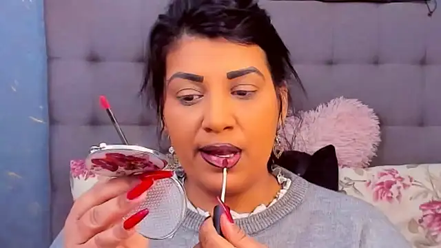 Snapshot of AmyCubes chatting on February 20, 2025, 8:36 pm AmyCubes online show from February 20, 2025, 8:36 pm