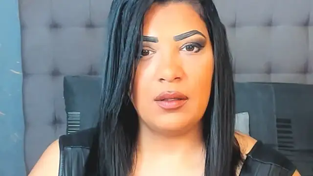 Snapshot of AmyCubes chatting on September 21, 2025, 7:21 am AmyCubes online show from September 21, 2025, 7:21 am