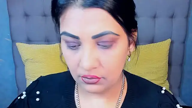 Snapshot of AmyCubes chatting on November 26, 2025, 10:05 am AmyCubes online show from November 26, 2025, 10:05 am