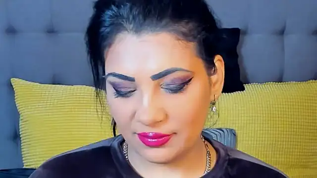 Snapshot of AmyCubes chatting on November 27, 2025, 6:59 am AmyCubes online show from November 27, 2025, 6:59 am