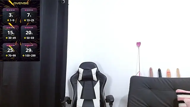 Kiara-Rider online show from September 30, 2025, 4:45 pm