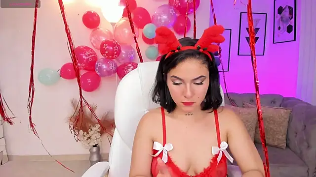 kendaall jenner  online show from December 6, 2024, 4:03 am