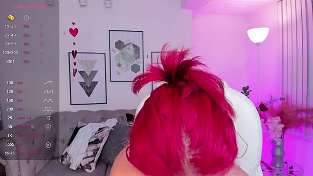 kendaall jenner  online show from February 15, 2025, 7:49 am