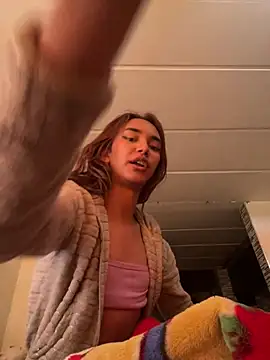 Nikol Rang   online show from February 9, 2025, 6:58 pm