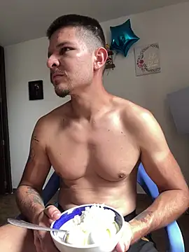 Nikol Rang   online show from March 16, 2026, 4:44 pm