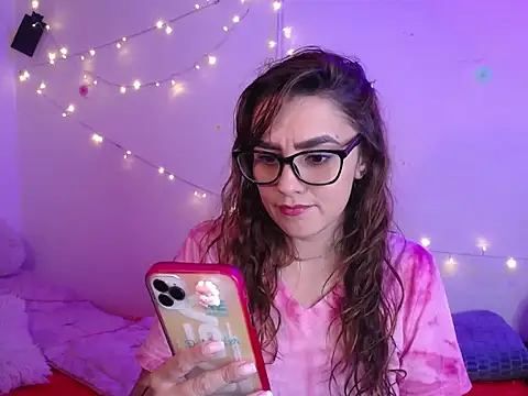 Lu perez online show from November 9, 2025, 7:45 pm