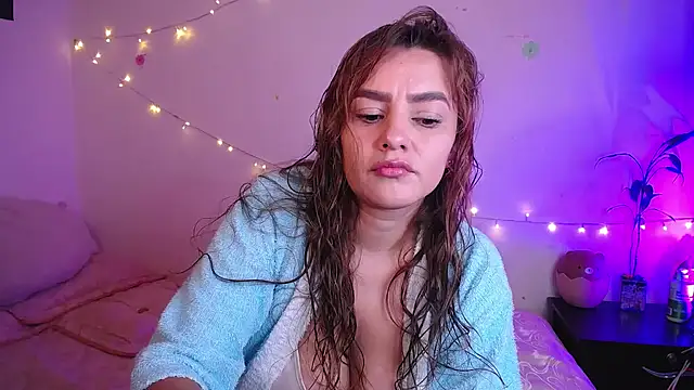 Lu perez online show from November 15, 2025, 4:25 pm