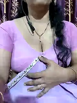 Snapshot of bhuvana555 chatting on January 26, 2025, 9:18 pm bhuvana555 online show from January 26, 2025, 9:18 pm