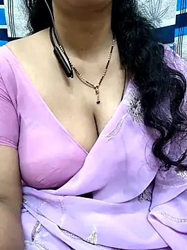 Snapshot of bhuvana555 chatting on February 20, 2025, 7:34 am bhuvana555 online show from February 20, 2025, 7:34 am