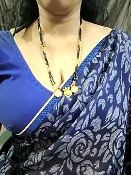 bhuvana555 online show from May 4, 2026, 5:53 pm