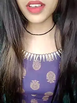 Sreya213 online show from December 26, 2024, 5:08 pm