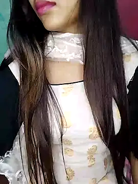 Sreya213 online show from January 13, 2025, 9:42 pm