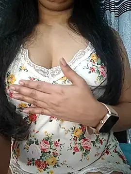 Rina777o online show from May 3, 2026, 1:44 am