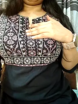 Snapshot of Rina777o chatting on June 26, 2026, 5:39 pm Rina777o online show from June 26, 2026, 5:39 pm