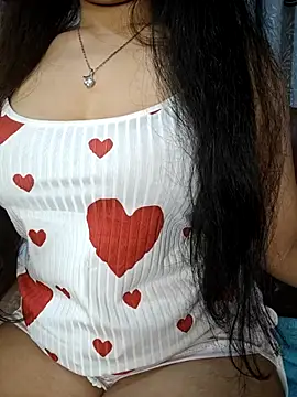 Snapshot of Rina777o chatting on July 28, 2026, 5:45 pm Rina777o online show from July 28, 2026, 5:45 pm