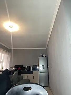 Snapshot of MayaPassion chatting on October 30, 2025, 4:03 am MayaPassion online show from October 30, 2025, 4:03 am