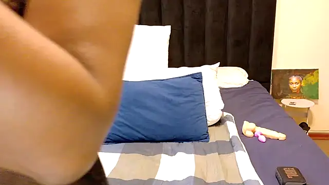 chloechrome online show from February 5, 2026, 5:17 pm