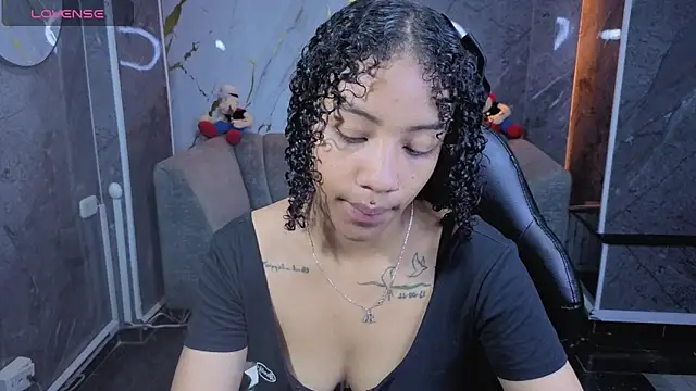 Violeth b online show from April 27, 2026, 12:58 pm