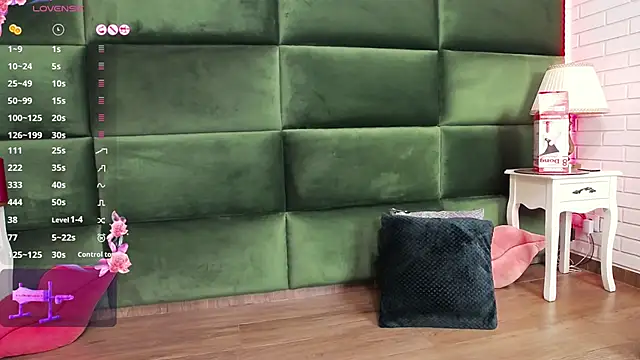 SelenSummer online show from September 25, 2025, 4:16 am