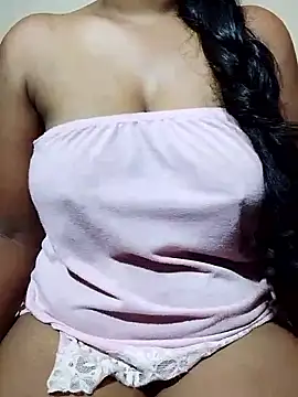 Snapshot of Diwya69 chatting on May 20, 2026, 8:26 pm Diwya69 online show from May 20, 2026, 8:26 pm