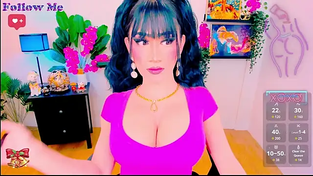 Snapshot of TwittyGirL9inch_exotic chatting on November 15, 2025, 2:35 pm TwittyGirL9inch exotic online show from November 15, 2025, 2:35 pm