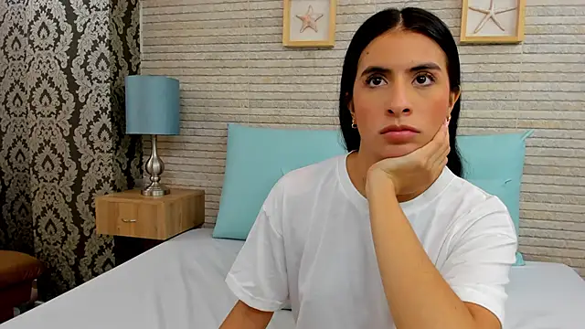 Snapshot of IssabellaLopez chatting on December 13, 2024, 11:17 pm IssabellaLopez online show from December 13, 2024, 11:17 pm