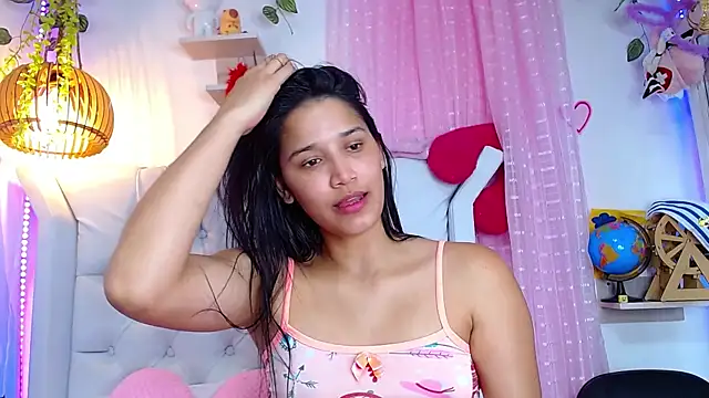 Snapshot of Alison_Wiley chatting on June 6, 2026, 5:34 am Alison Wiley online show from June 6, 2026, 5:34 am
