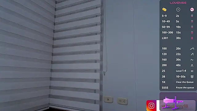 venusleroy  online show from February 10, 2025, 12:41 am