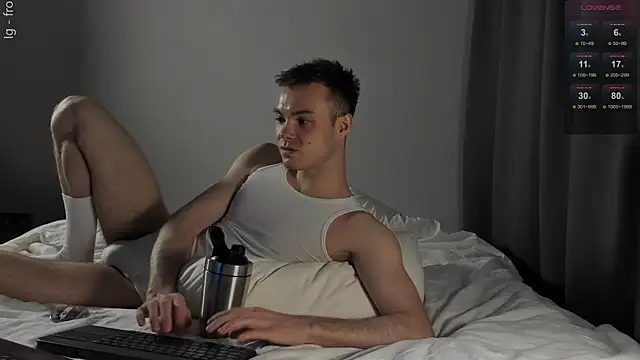 fromed online show from December 15, 2025, 5:06 pm