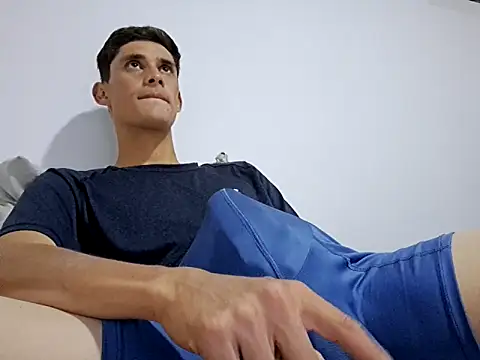 Flaco20xx online show from April 6, 2026, 1:14 am