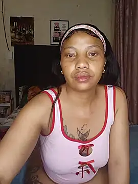 Snapshot of quenliyasa chatting on June 22, 2026, 9:01 pm quenliyasa online show from June 22, 2026, 9:01 pm