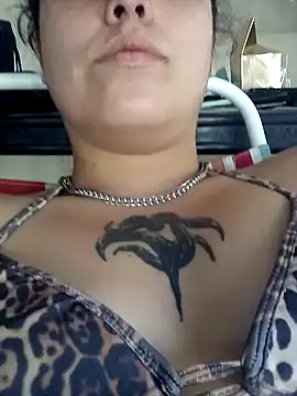 Snapshot of lucylovles chatting on February 17, 2025, 9:41 pm lucylovles online show from February 17, 2025, 9:41 pm